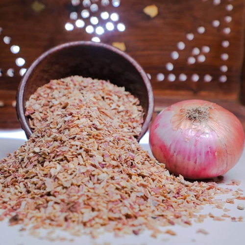 Dehydrated Pink Onion Chopped